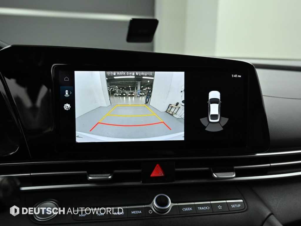 Hyundai Avante — photo 15