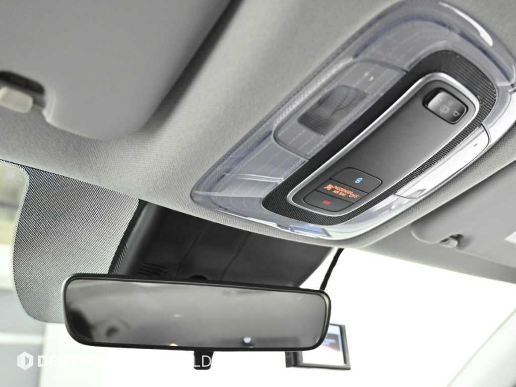 Hyundai Avante — photo 18