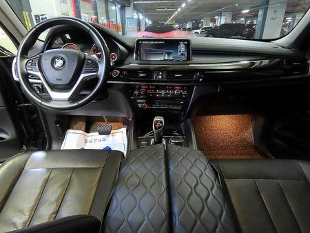 BMW X6 — photo 10