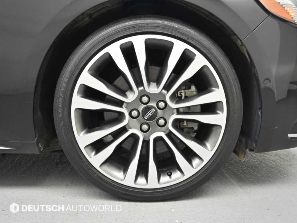 Lincoln Continental — photo 05