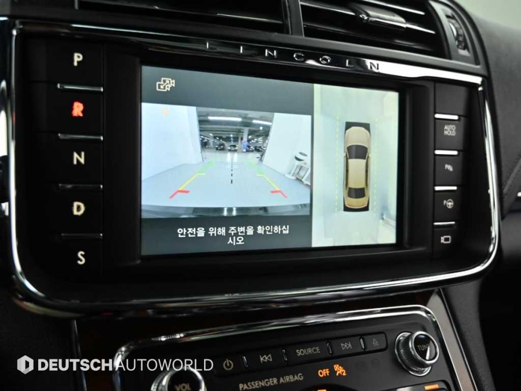Lincoln Continental — photo 15