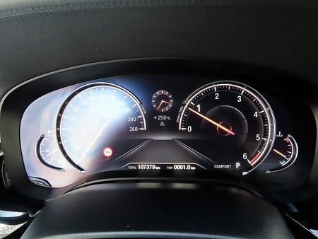 BMW 5-Series — photo 09