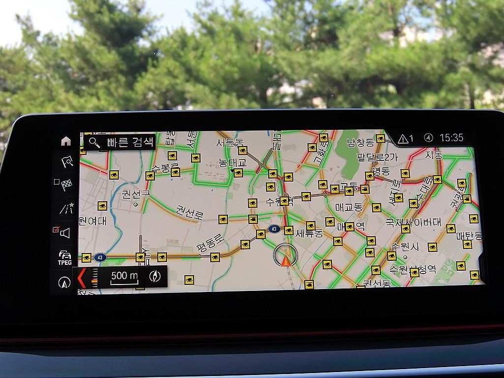 BMW 5-Series — photo 14