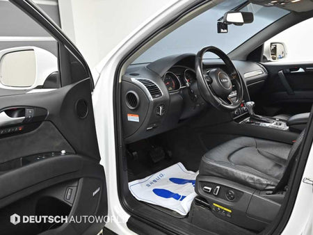 Audi Q7 — photo 11