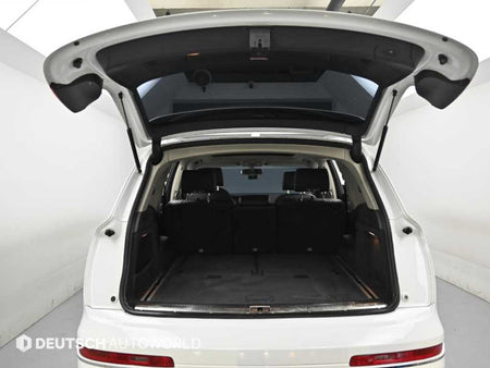 Audi Q7 — photo 19