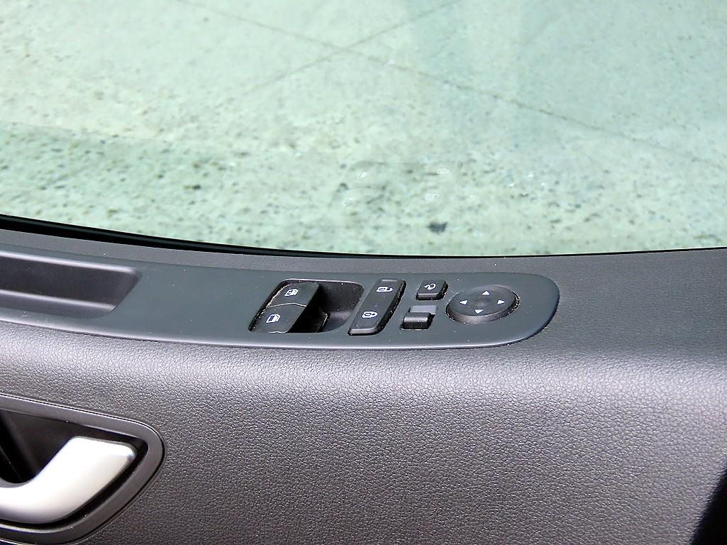 Hyundai Staria — photo 11