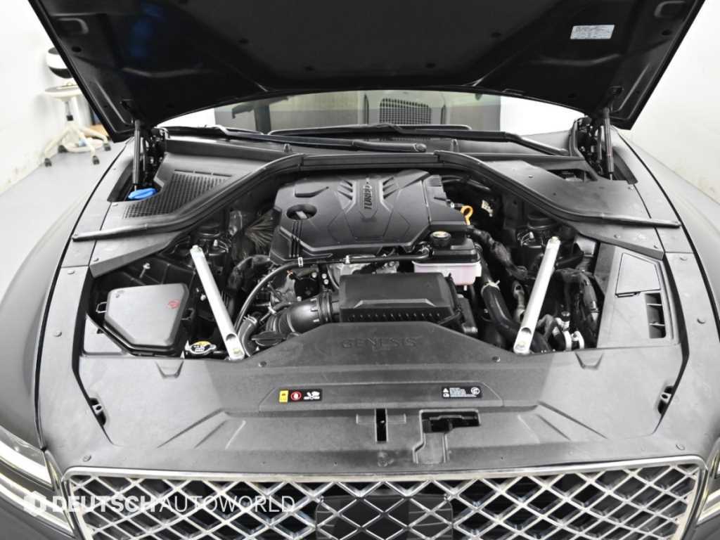 Genesis G80 — photo 07
