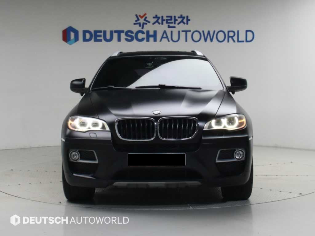 BMW X6 — photo 03