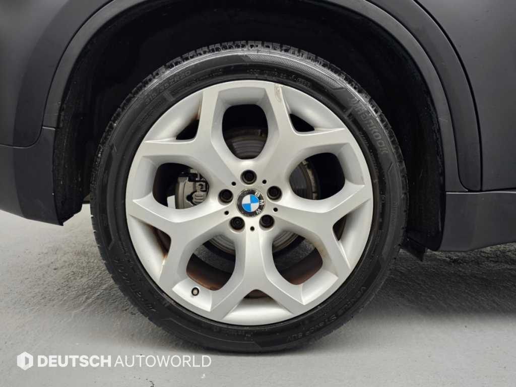 BMW X6 — photo 05