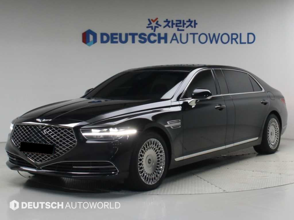 Genesis G90 — photo 01