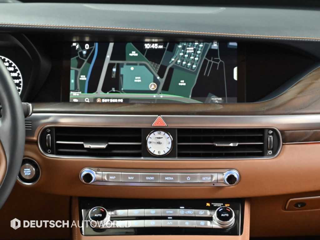 Genesis G90 — photo 14