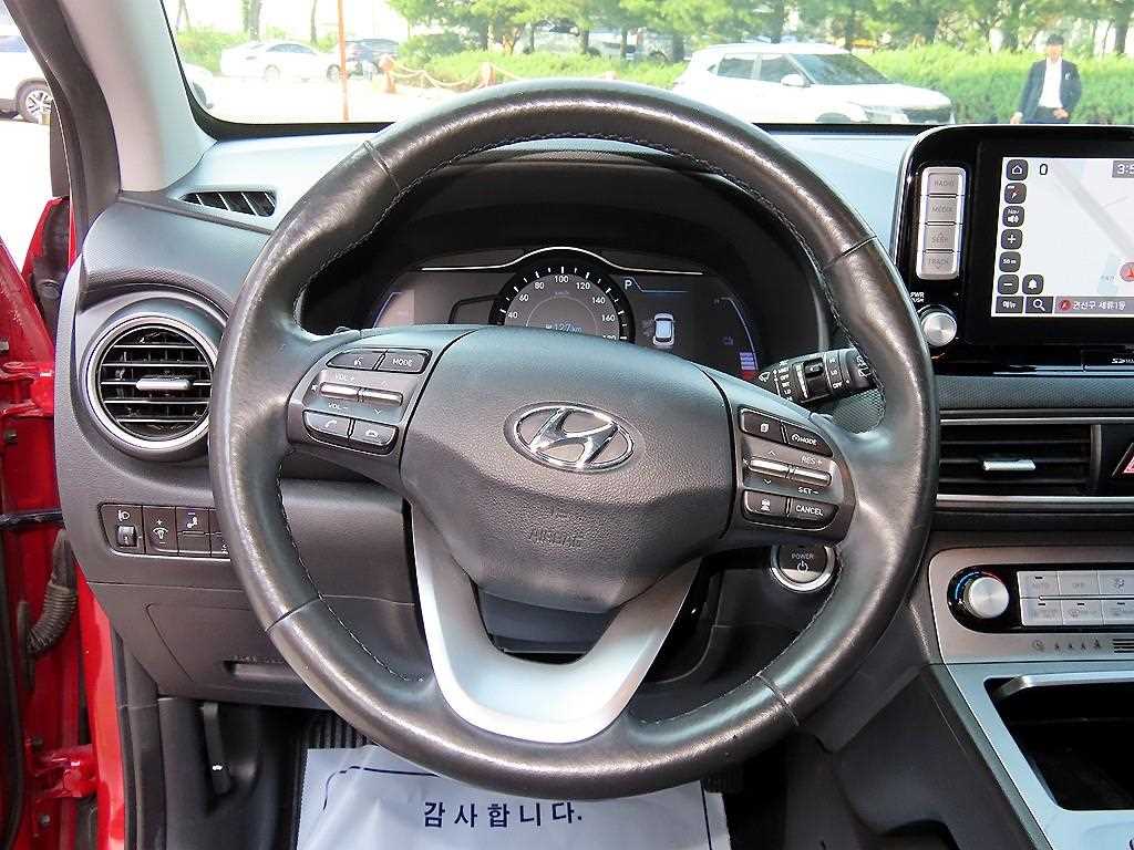 Hyundai Kona — photo 08