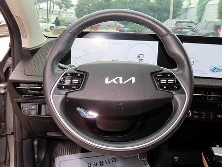 Kia EV6 — photo 08