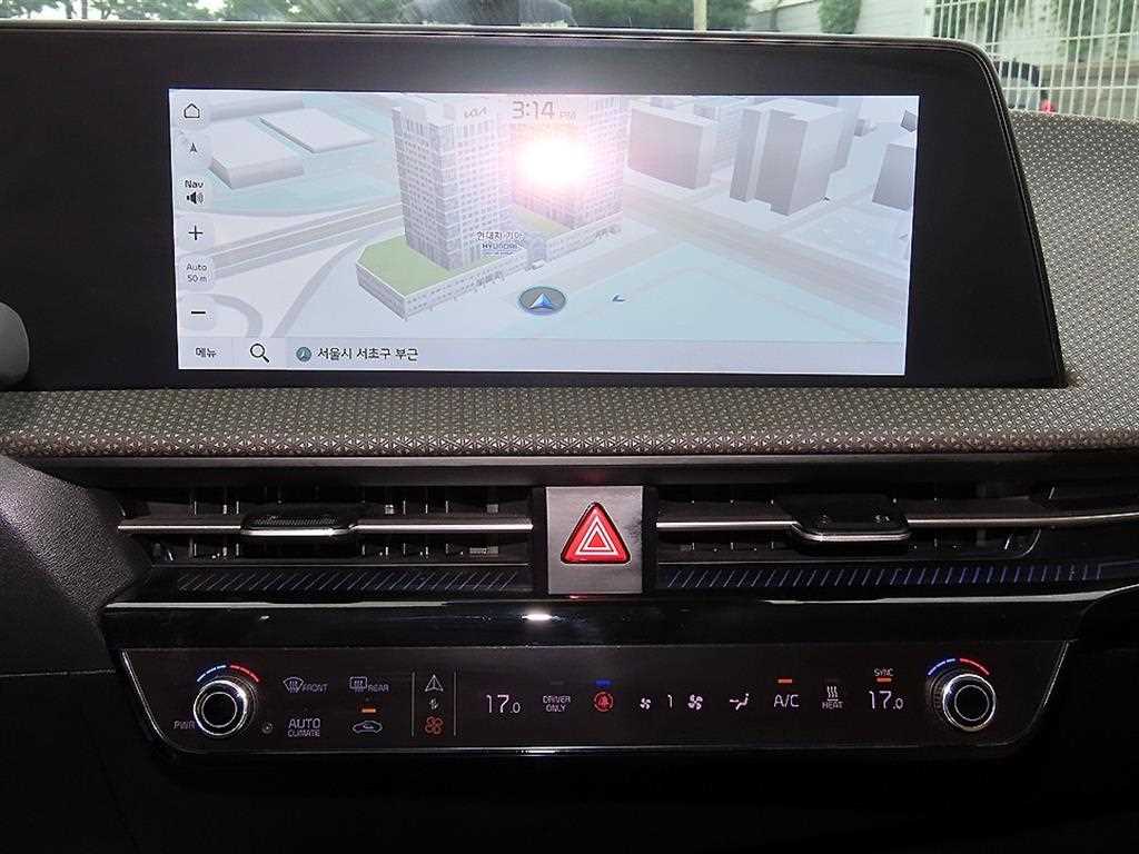 Kia EV6 — photo 13