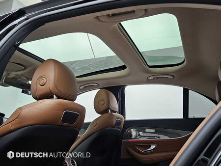 Mercedes-Benz E-Class — photo 18