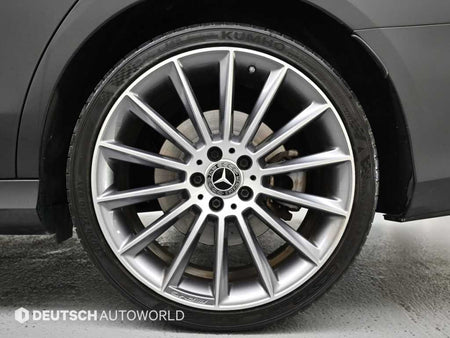 Mercedes-Benz E-Class — photo 06