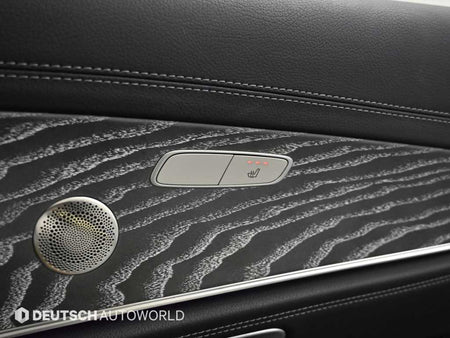 Mercedes-Benz E-Class — photo 16