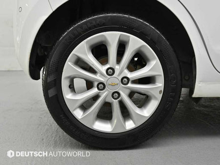 CHEVROLET Spark — photo 05