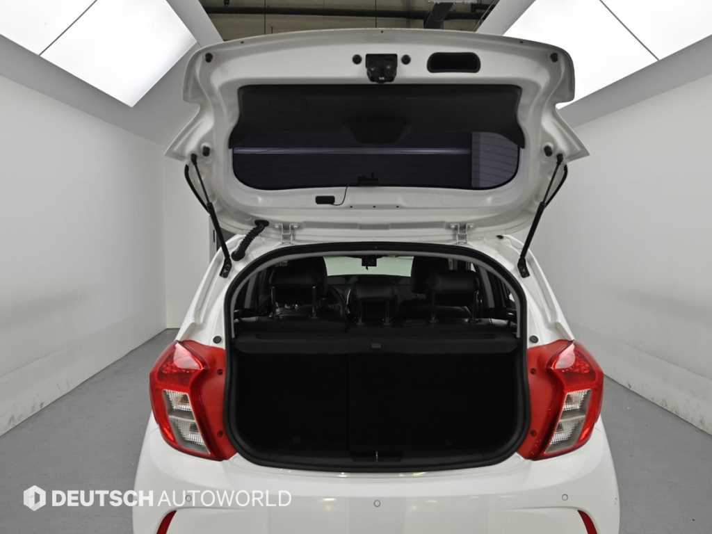 CHEVROLET Spark — photo 19