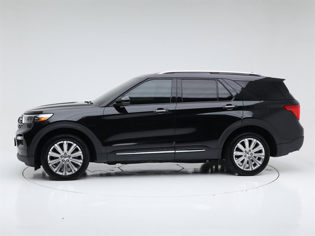 Ford Explorer — photo 03