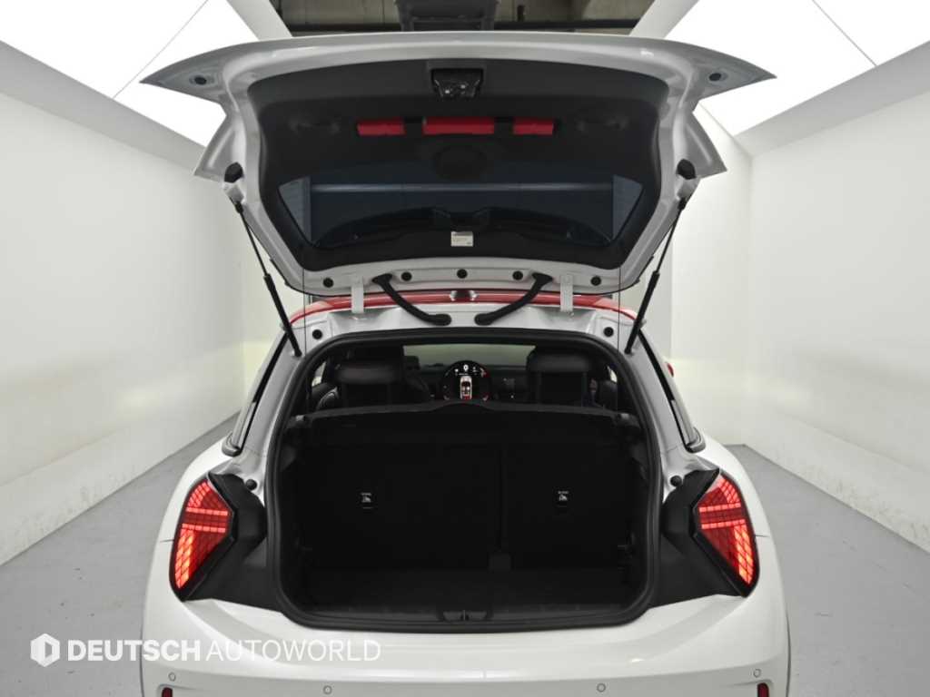 Mini Cooper — photo 19