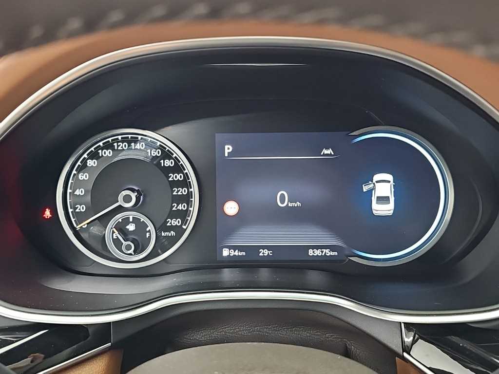 Genesis G80 — photo 06
