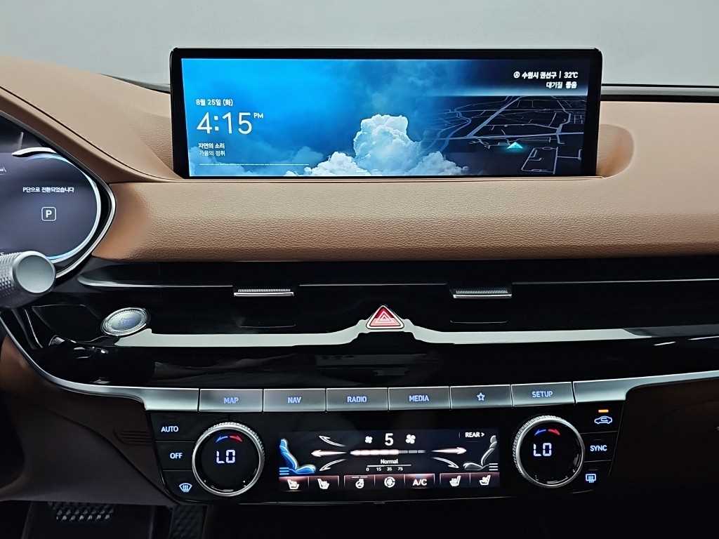 Genesis G80 — photo 10