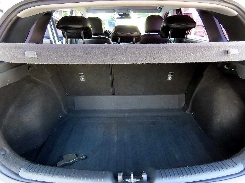 Hyundai i30 — photo 18