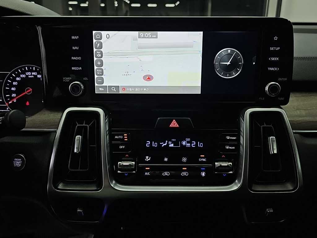 Kia Sorento — photo 10