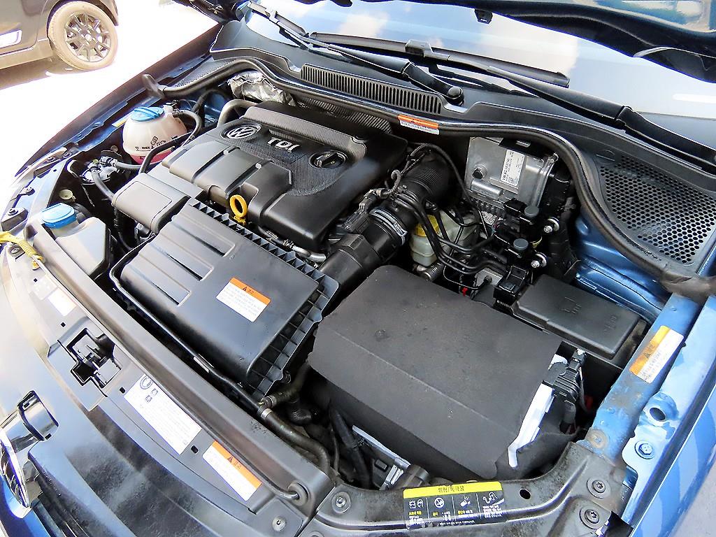 Volkswagen Polo — photo 18