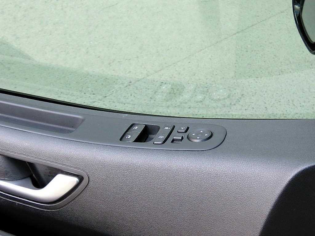 Hyundai Staria — photo 11
