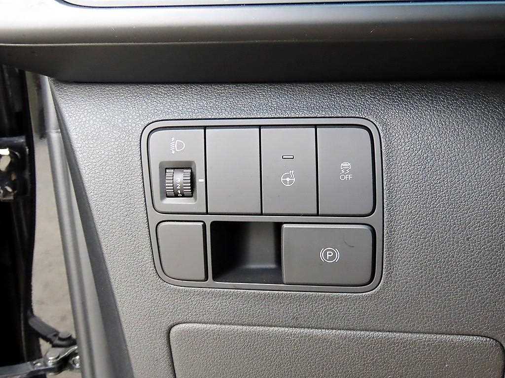 Hyundai Staria — photo 12