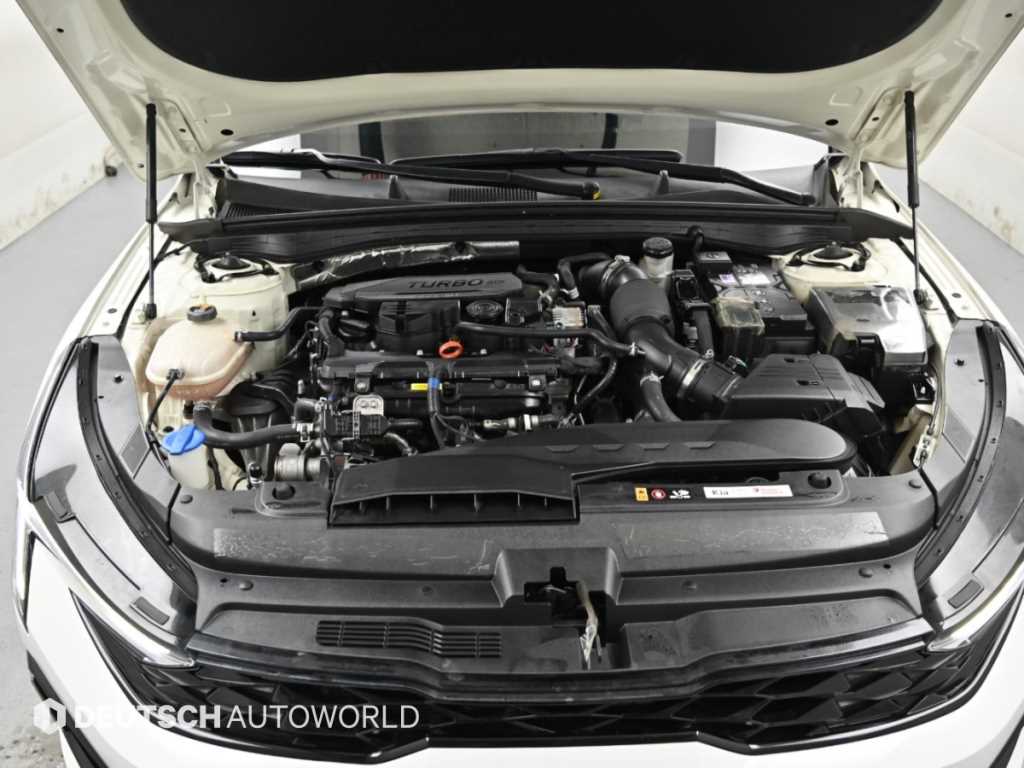 Kia K5 — photo 06