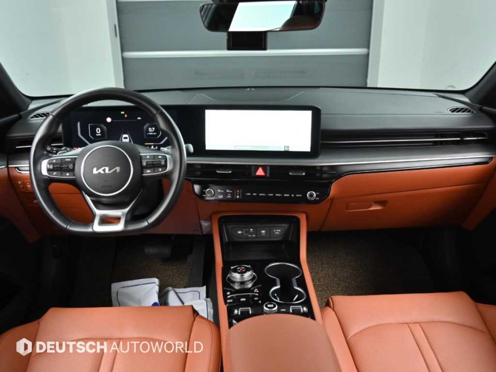 Kia K5 — photo 07