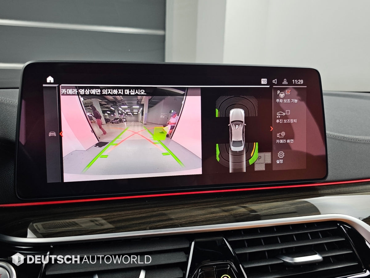 BMW 5-Series — photo 15