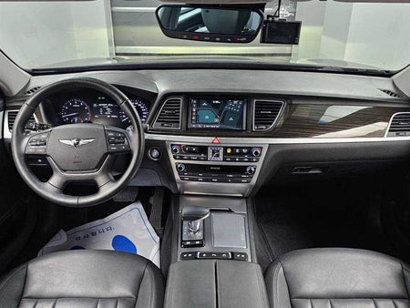 Genesis G80 — photo 07