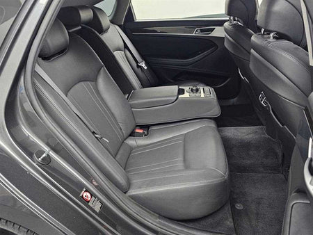 Genesis G80 — photo 12