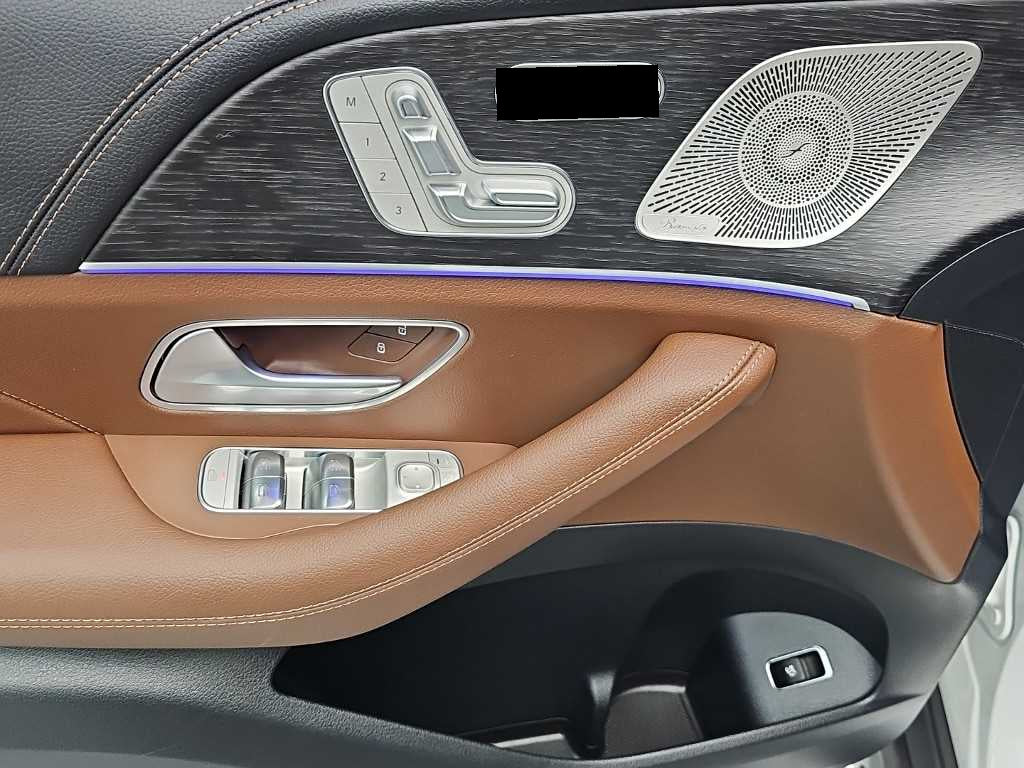 Mercedes-Benz GLE-Class — photo 17