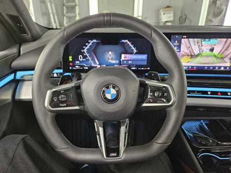BMW 5-Series — photo 04