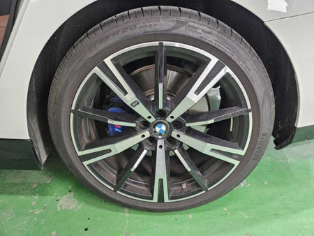 BMW 5-Series — photo 16