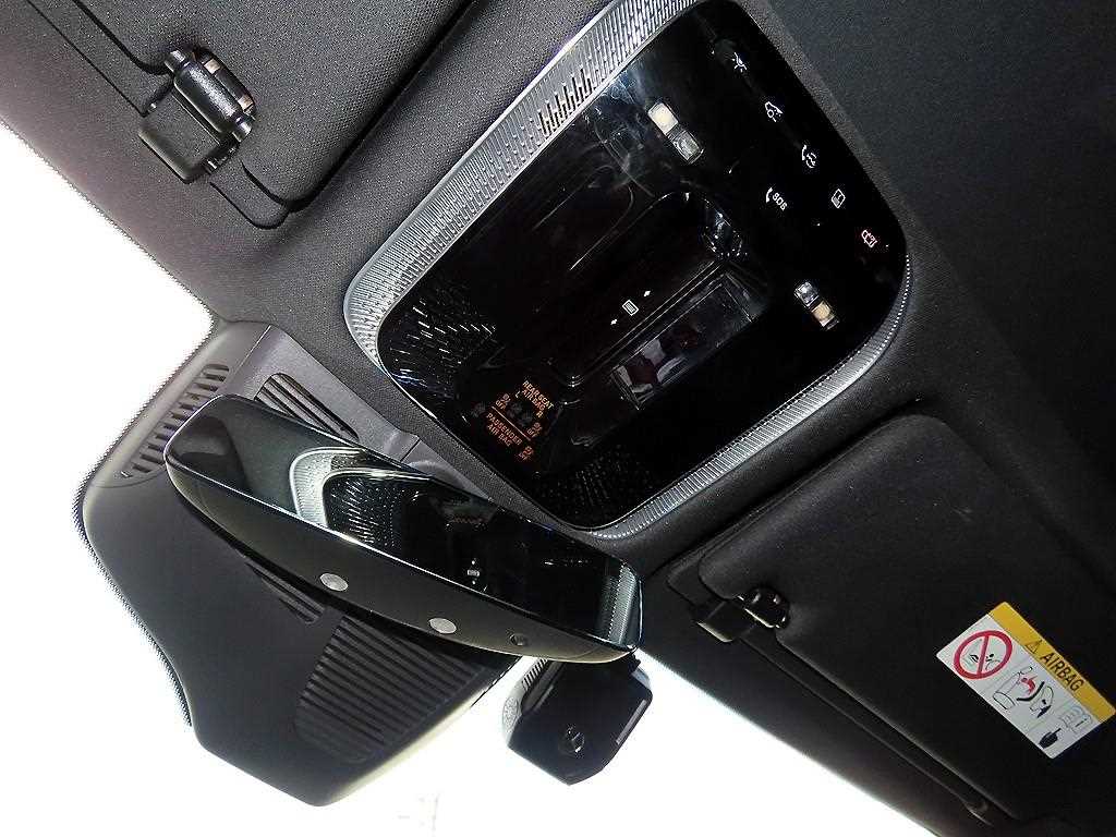 Mercedes-Benz S-Class — photo 14