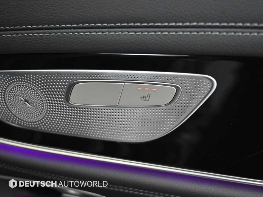 Mercedes-Benz AMG GT — photo 16