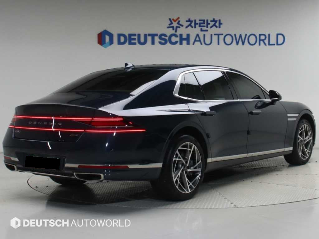Genesis G90 — photo 02