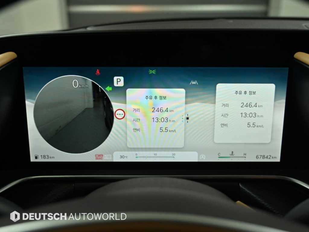 Genesis G90 — photo 08