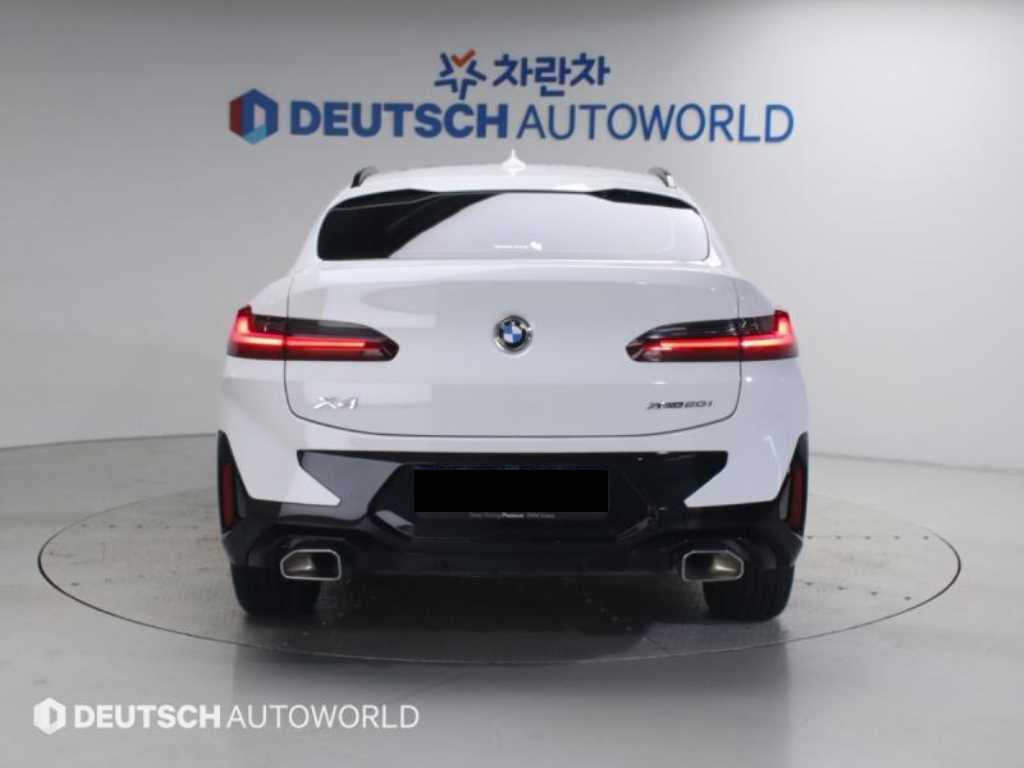 BMW X4 — photo 04