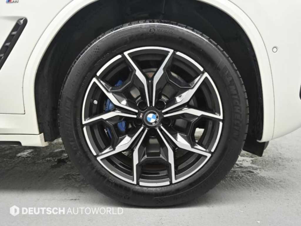 BMW X4 — photo 05