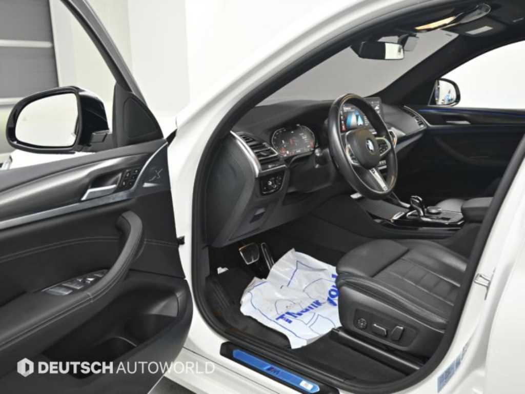 BMW X4 — photo 11