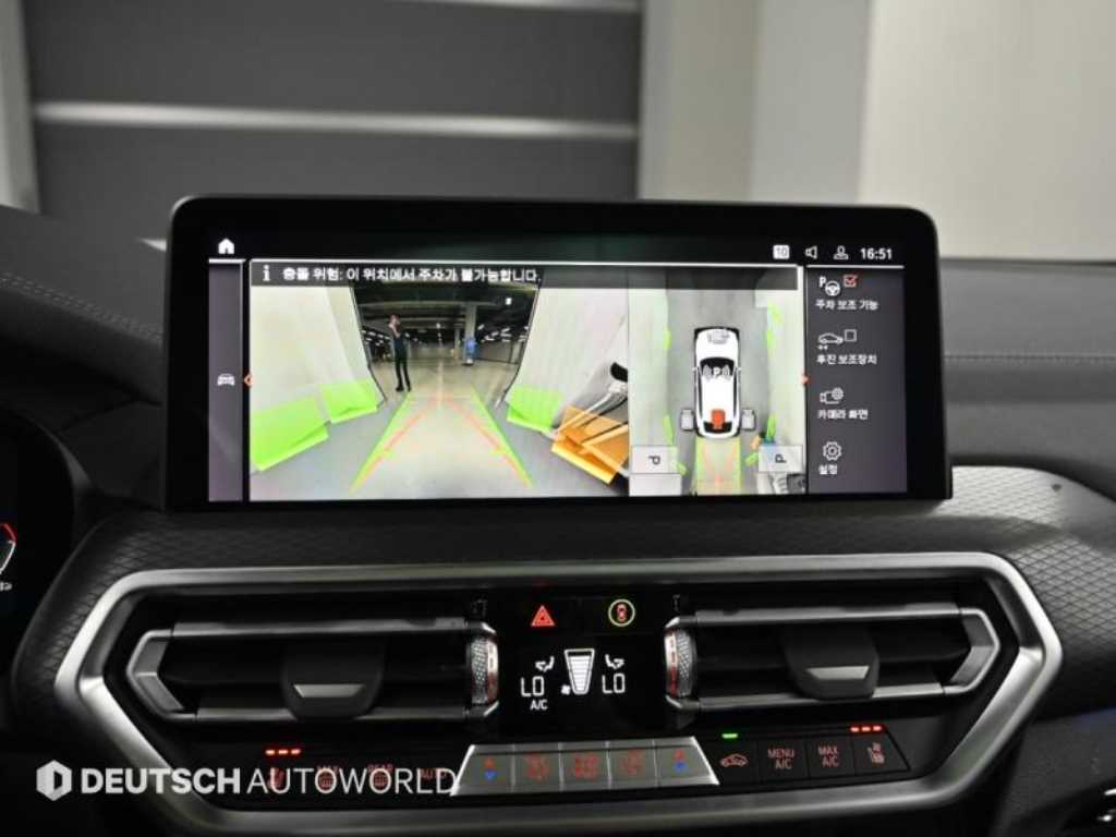 BMW X4 — photo 15