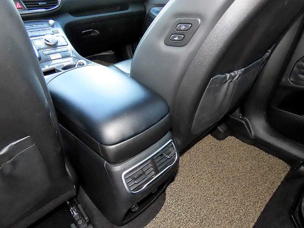 Hyundai Santafe — photo 14
