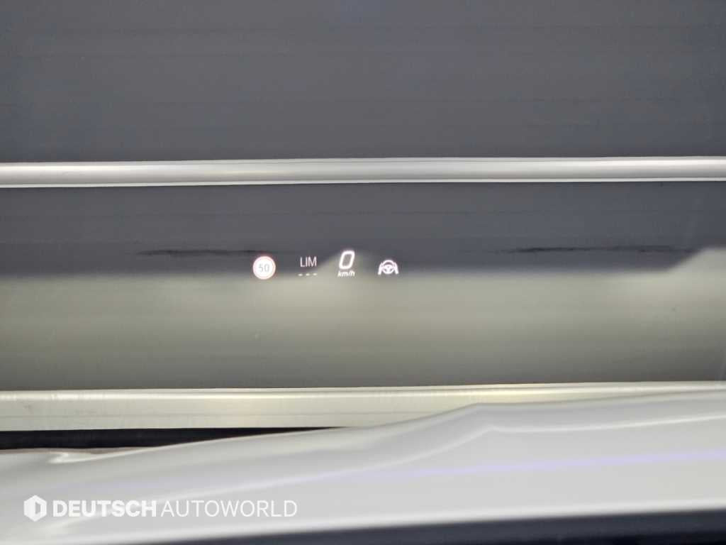 Mercedes-Benz E-Class — photo 17